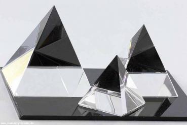 Kristallglas Deko Pyramide  3cm mit 4 Flächen