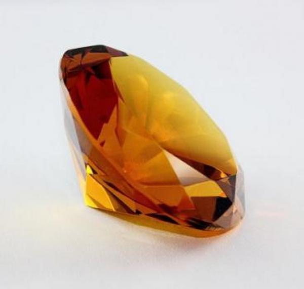 Deko Glasdiamant aus Kristallglas in Bernstein Farbe
